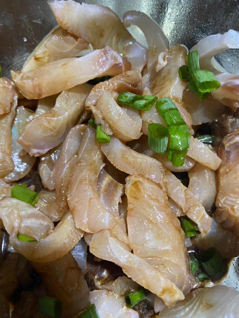 Sashimi de tilápia